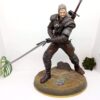 Figura pintada a mano de Geralt de Rivia de The Witcher, hecha en resina, 25 cm